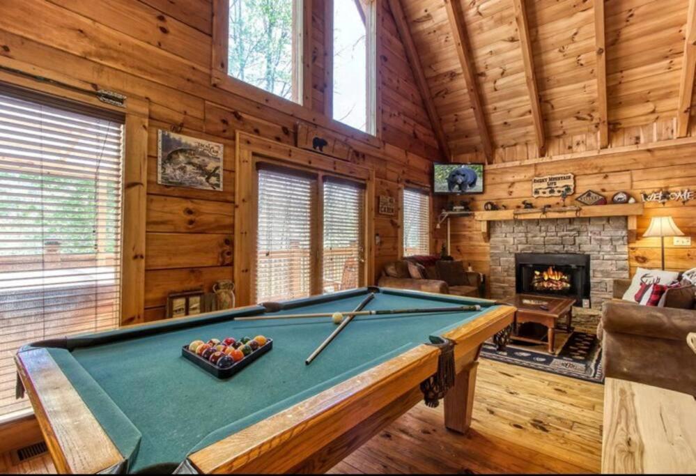 Lazy Bear Cabin Сев'єрвілл Екстер'єр фото